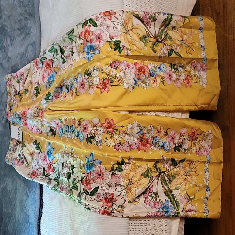Zara Size 30 Large Wide Leg Yellow Floral Pant Trouser